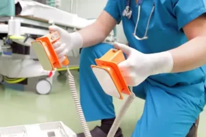 Conferência sobre reanimação cardiorrespiratória pediátrica e diretrizes da AHA 2025 no 42º Congresso Brasileiro de Pediatria
